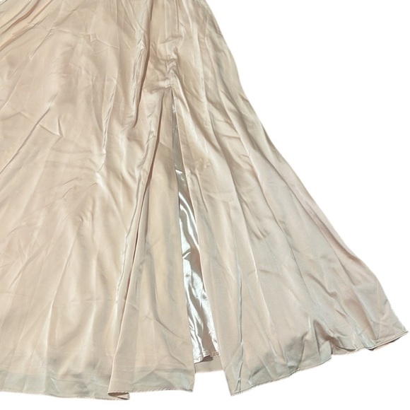 Lulu’s NWT Steal My Heart Champagne Satin Asymmetrical Maxi Evening Dress Size M - Picture 13 of 14